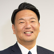 取締役上級執行役員　山下 大作